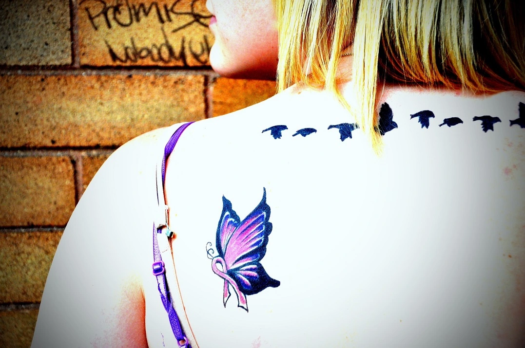 FAUNA NEWS Nas tatuagens, libélulas e efêmeras à flor da pele